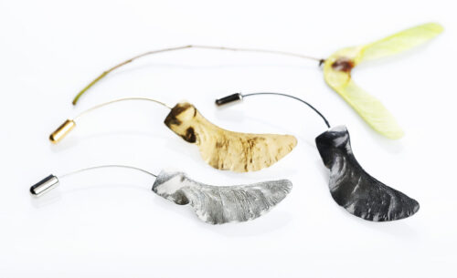 Vahtrania prossid kuldne, hõbedane ja must